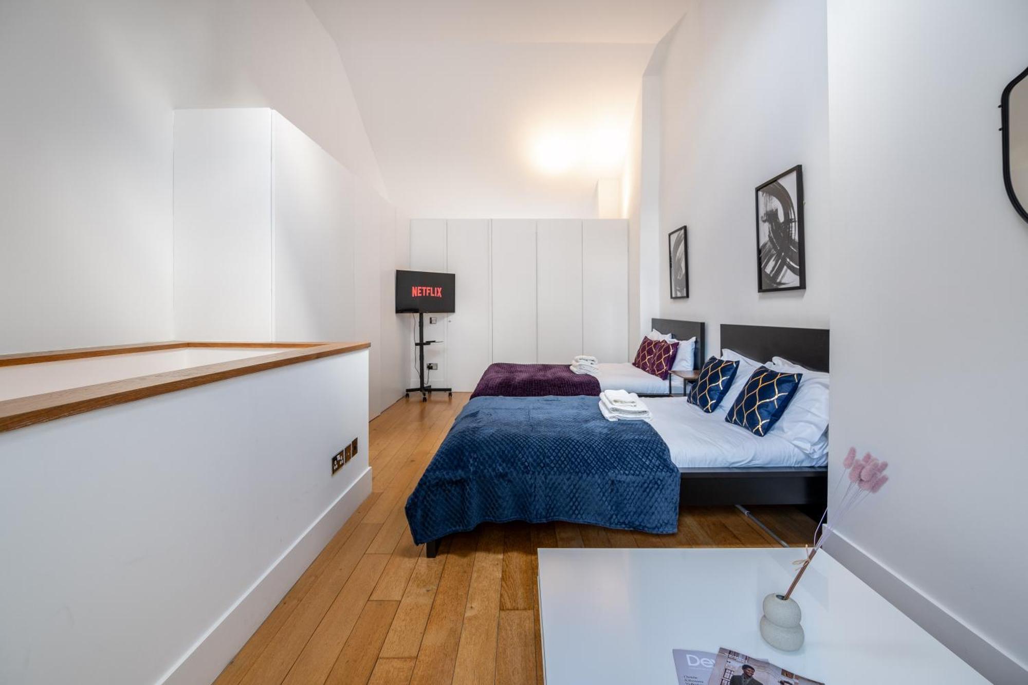 The Deluxe Barbican Duplex Лондон Екстер'єр фото