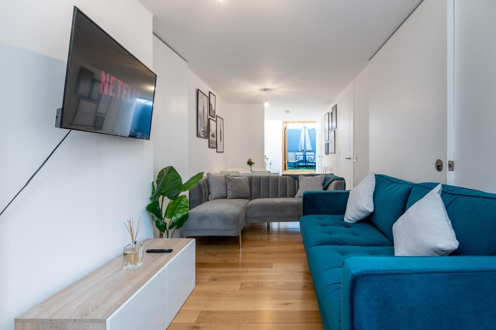 The Deluxe Barbican Duplex Лондон Екстер'єр фото